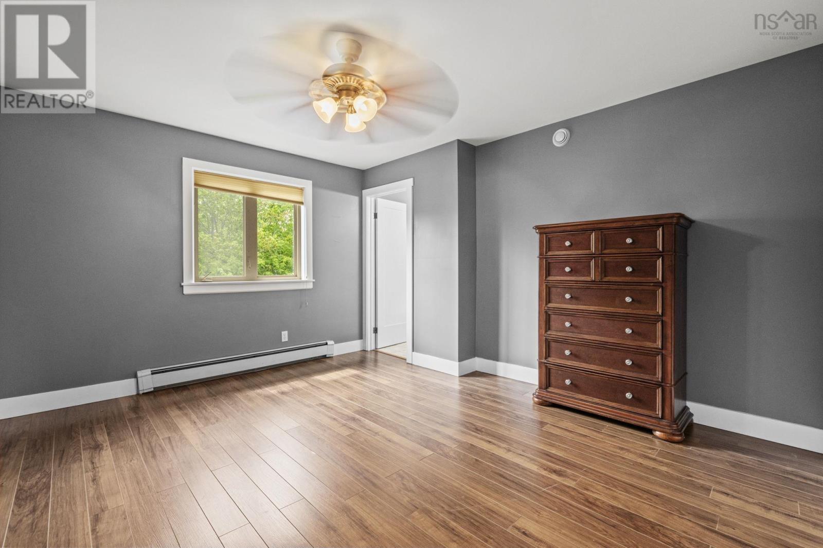 31 Lancaster Drive - 36