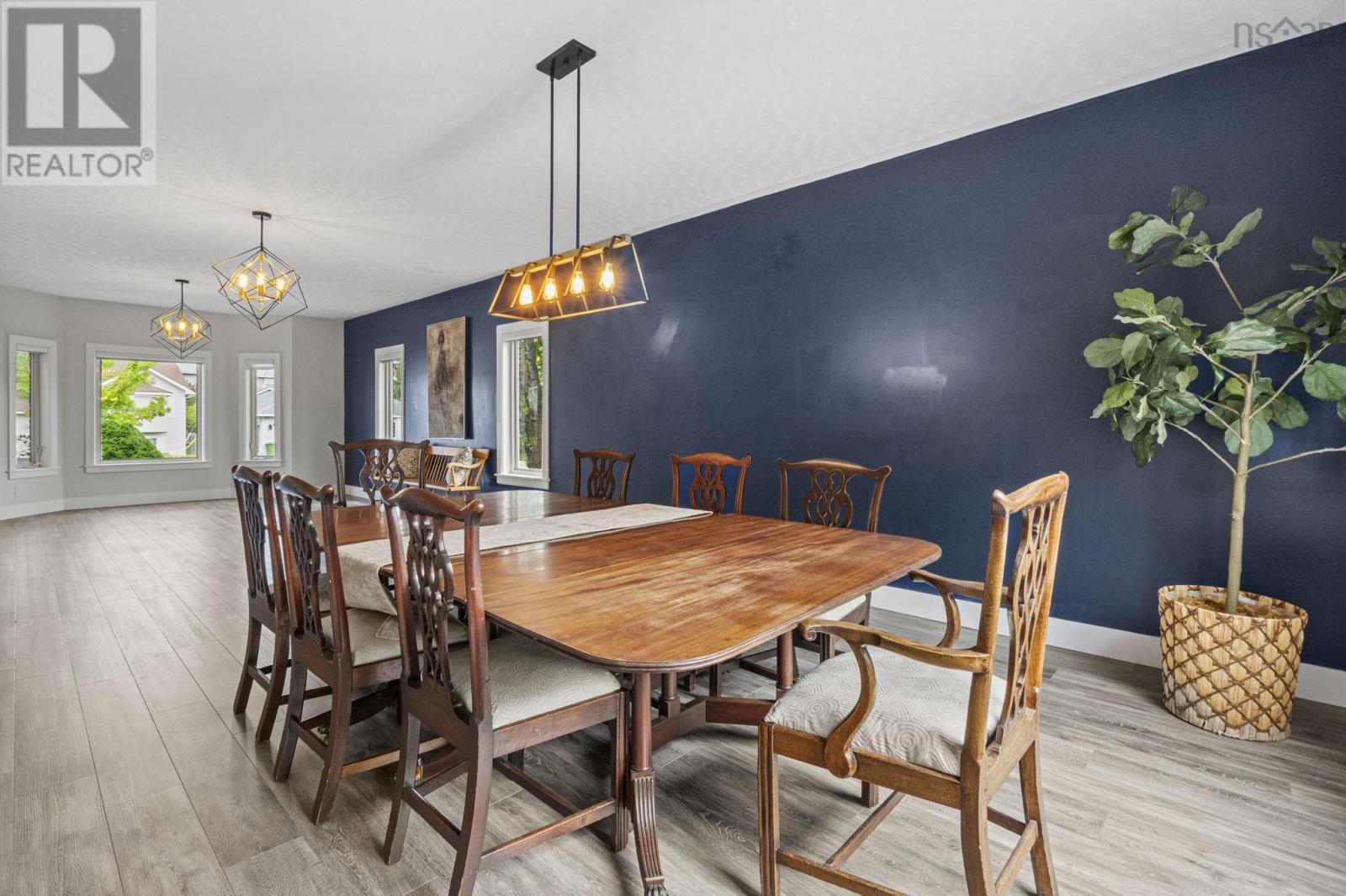 31 Lancaster Drive - 6