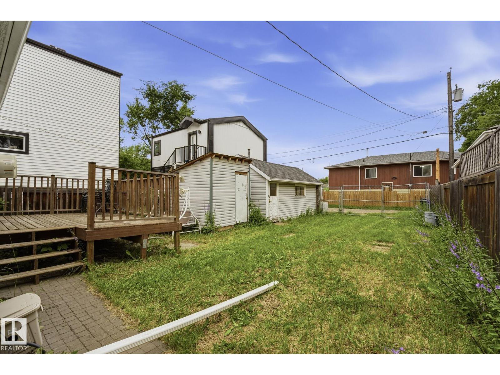 11525 129 AV NW - 28