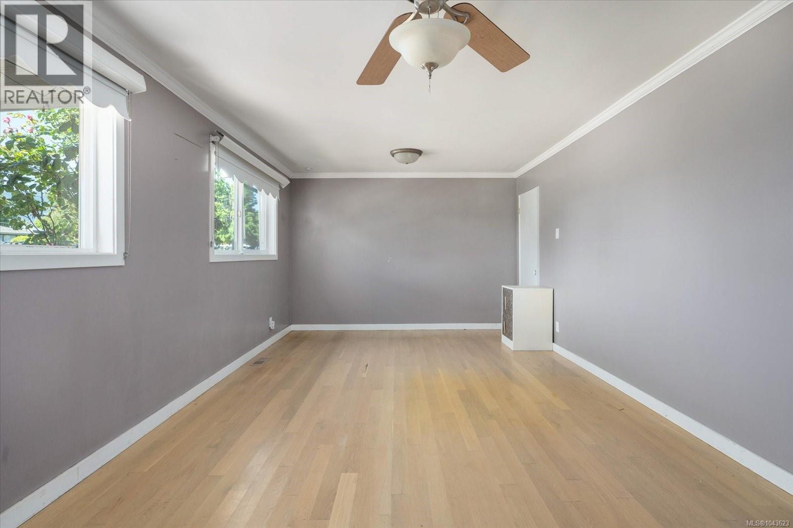 1080 Nelson St - 20