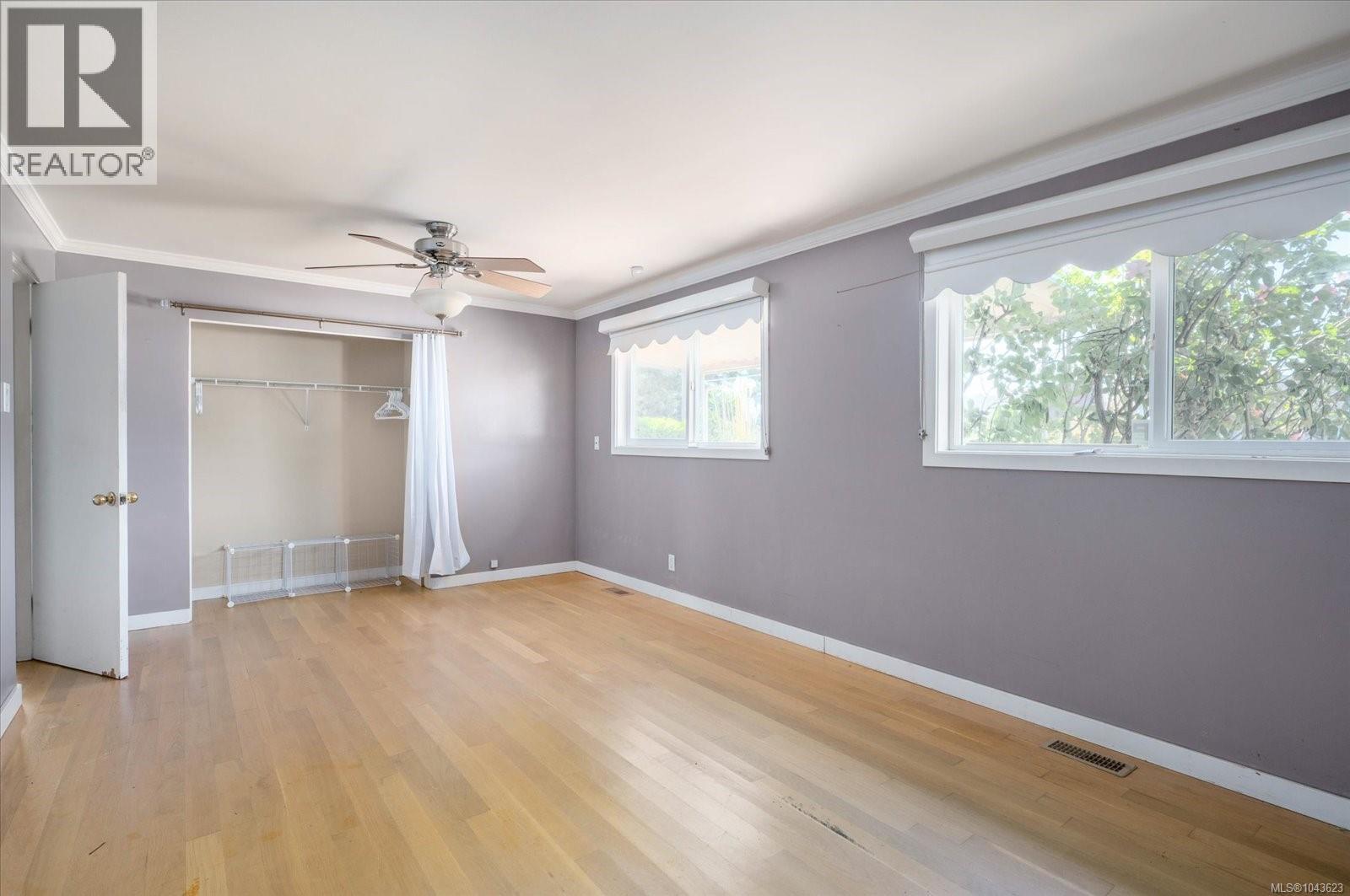 1080 Nelson St - 21