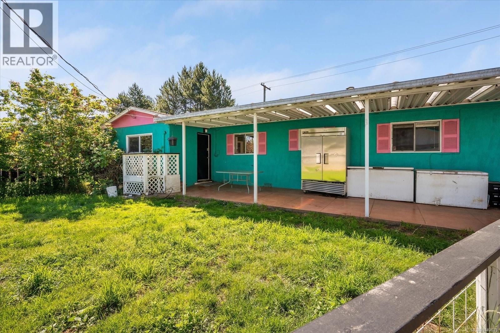 1080 Nelson St - 30
