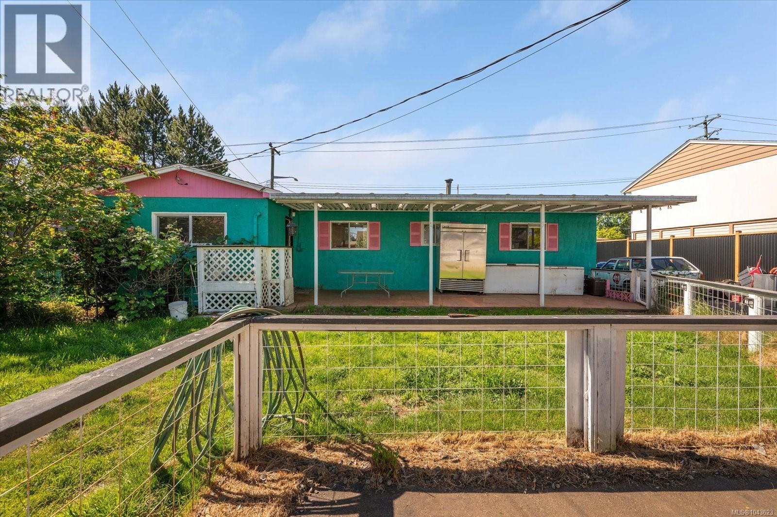 1080 Nelson St - 31