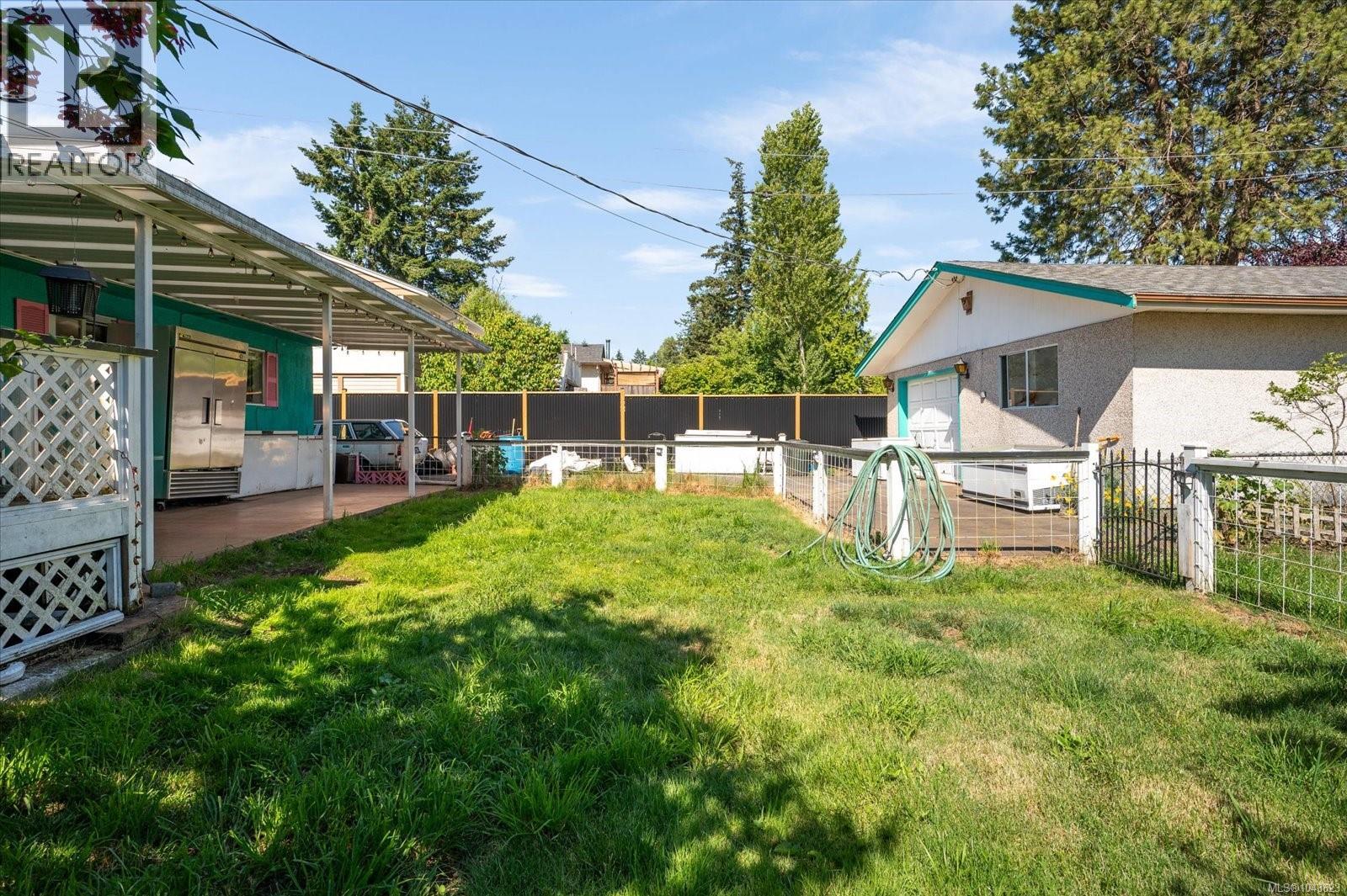 1080 Nelson St - 34