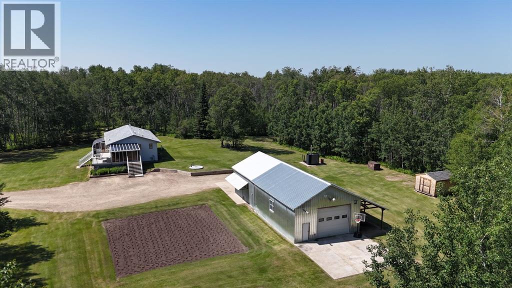 34048 Township Rd 834 - 2