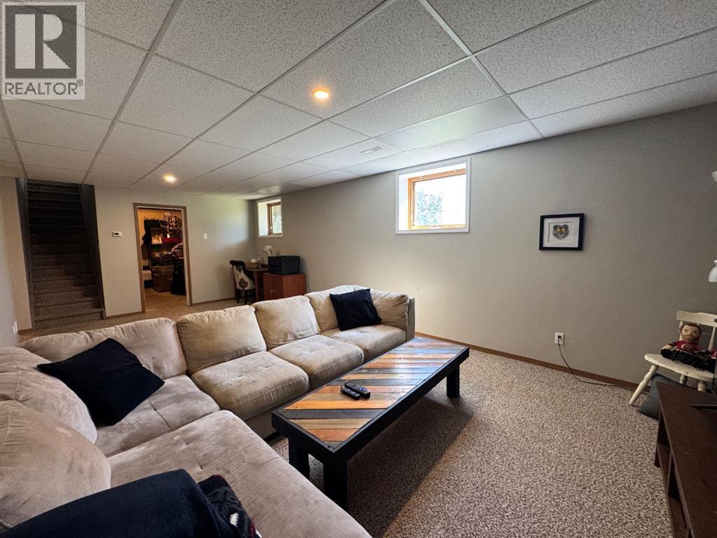 34048 Township Rd 834 - 24