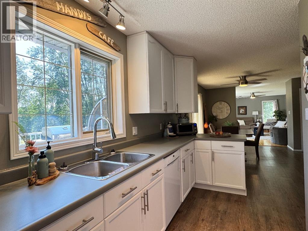 34048 Township Rd 834 - 13