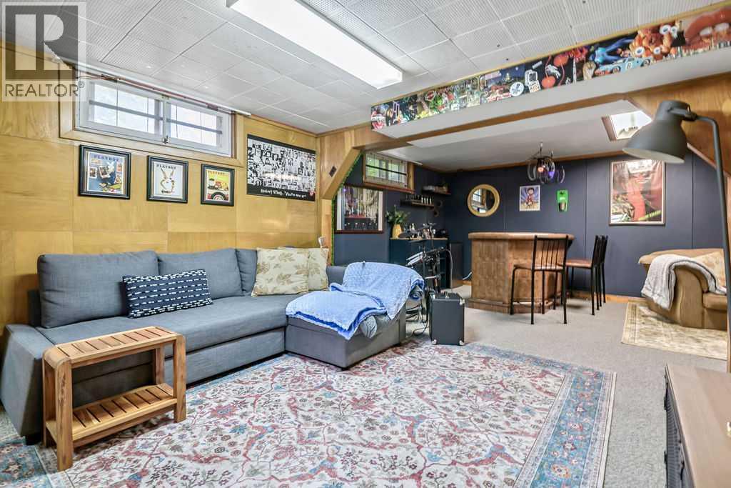 3807 25 Avenue SW - 31