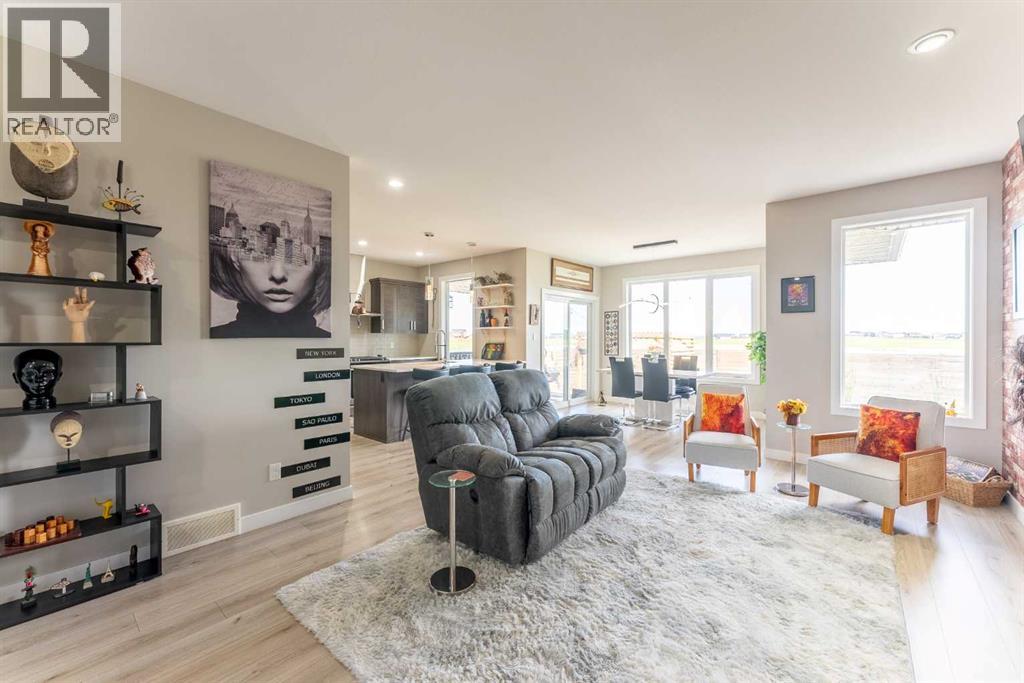 437 Devonia Way W - 3
