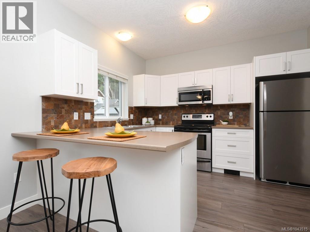 951 Kinglet Pl - 11