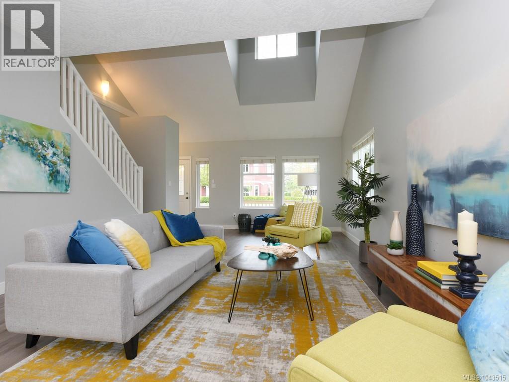 951 Kinglet Pl - 4