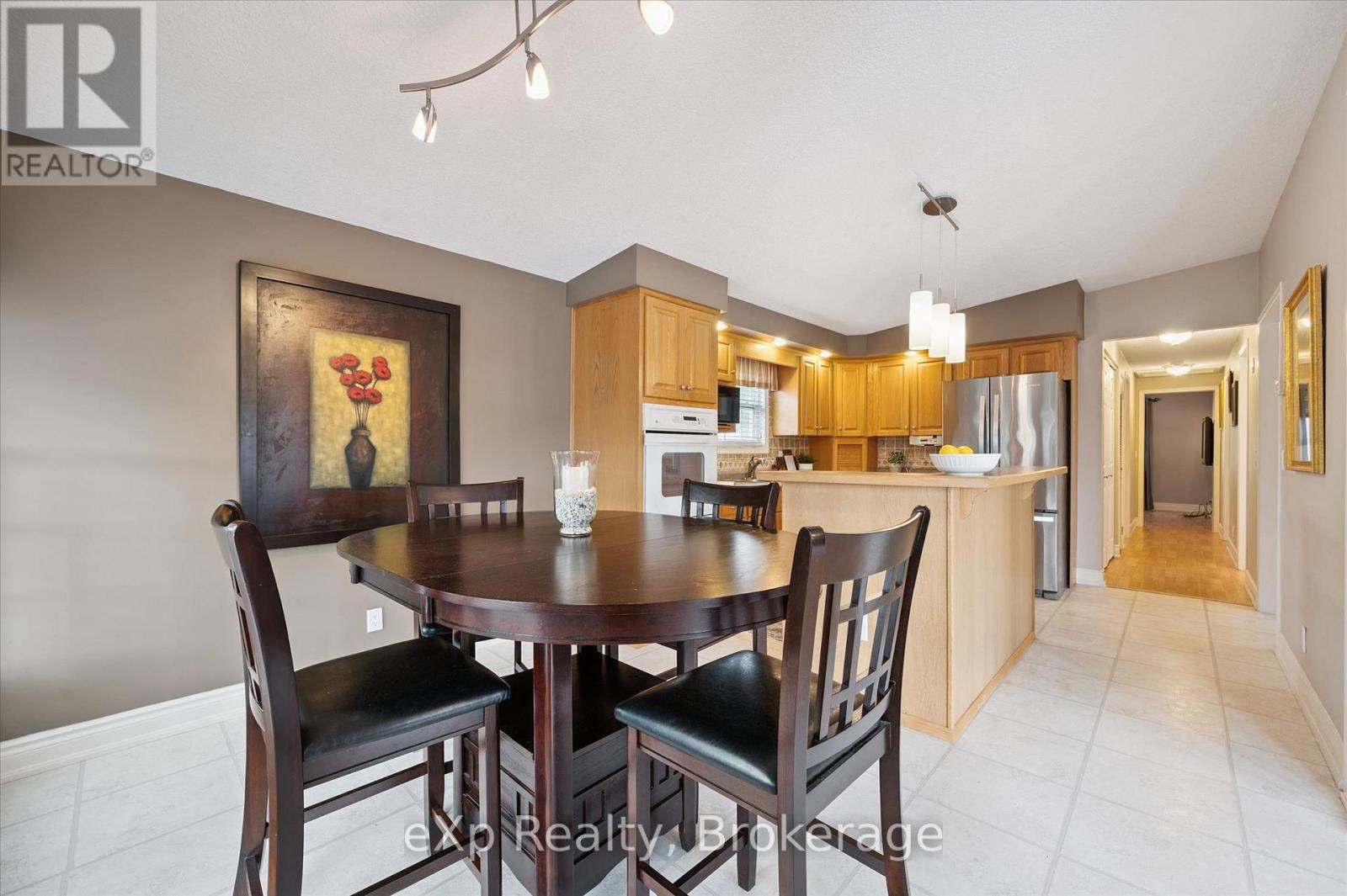 18 JASPER HEIGHTS PRIVATE - 12