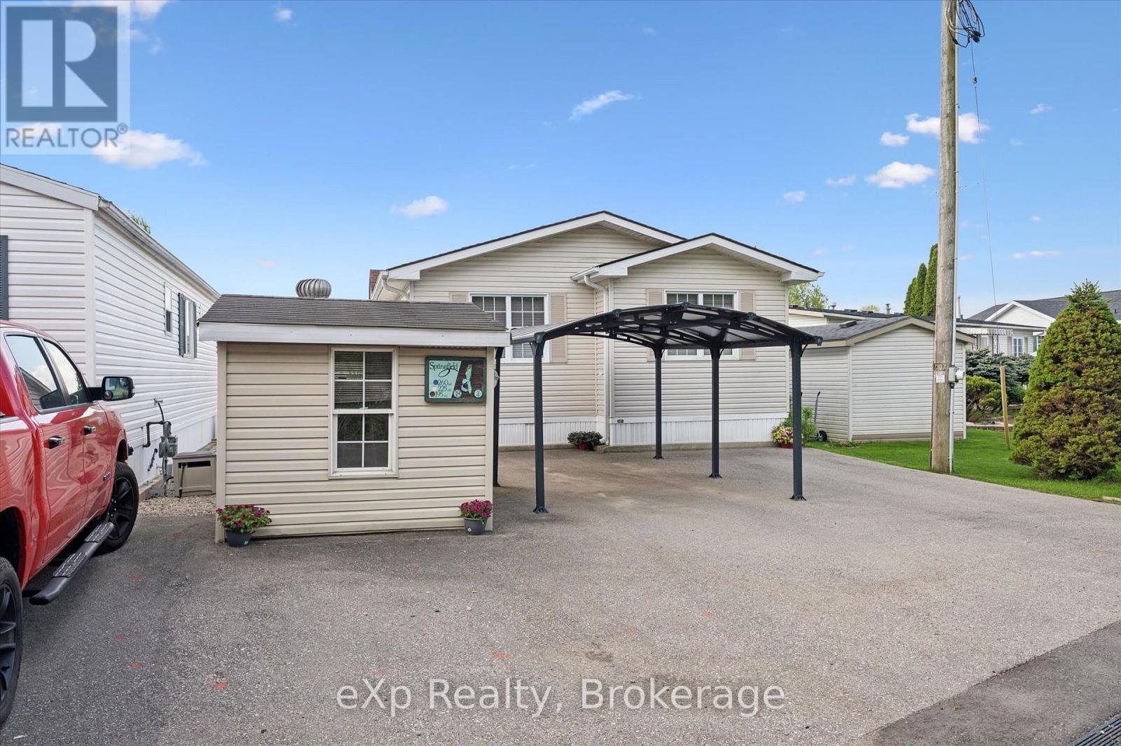 18 JASPER HEIGHTS PRIVATE - 44