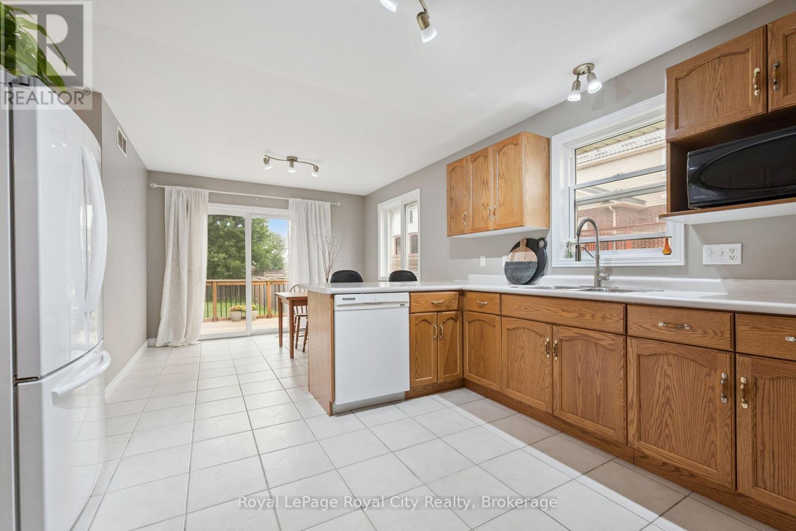 3 MARIGOLD DRIVE - 11