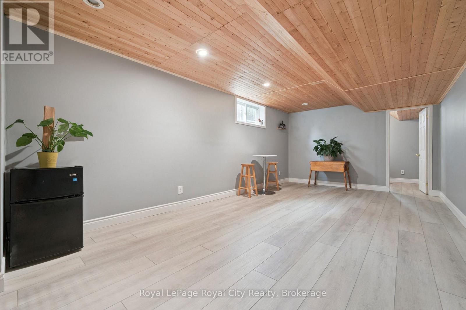 3 MARIGOLD DRIVE - 24