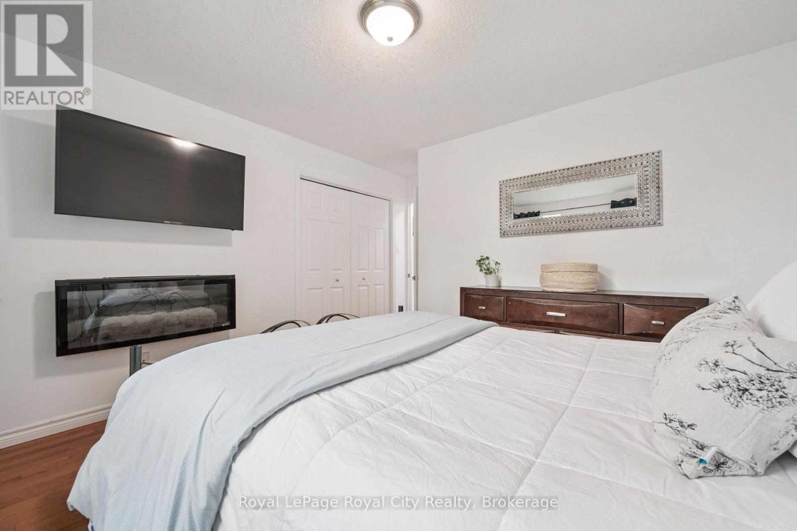 3 MARIGOLD DRIVE - 15