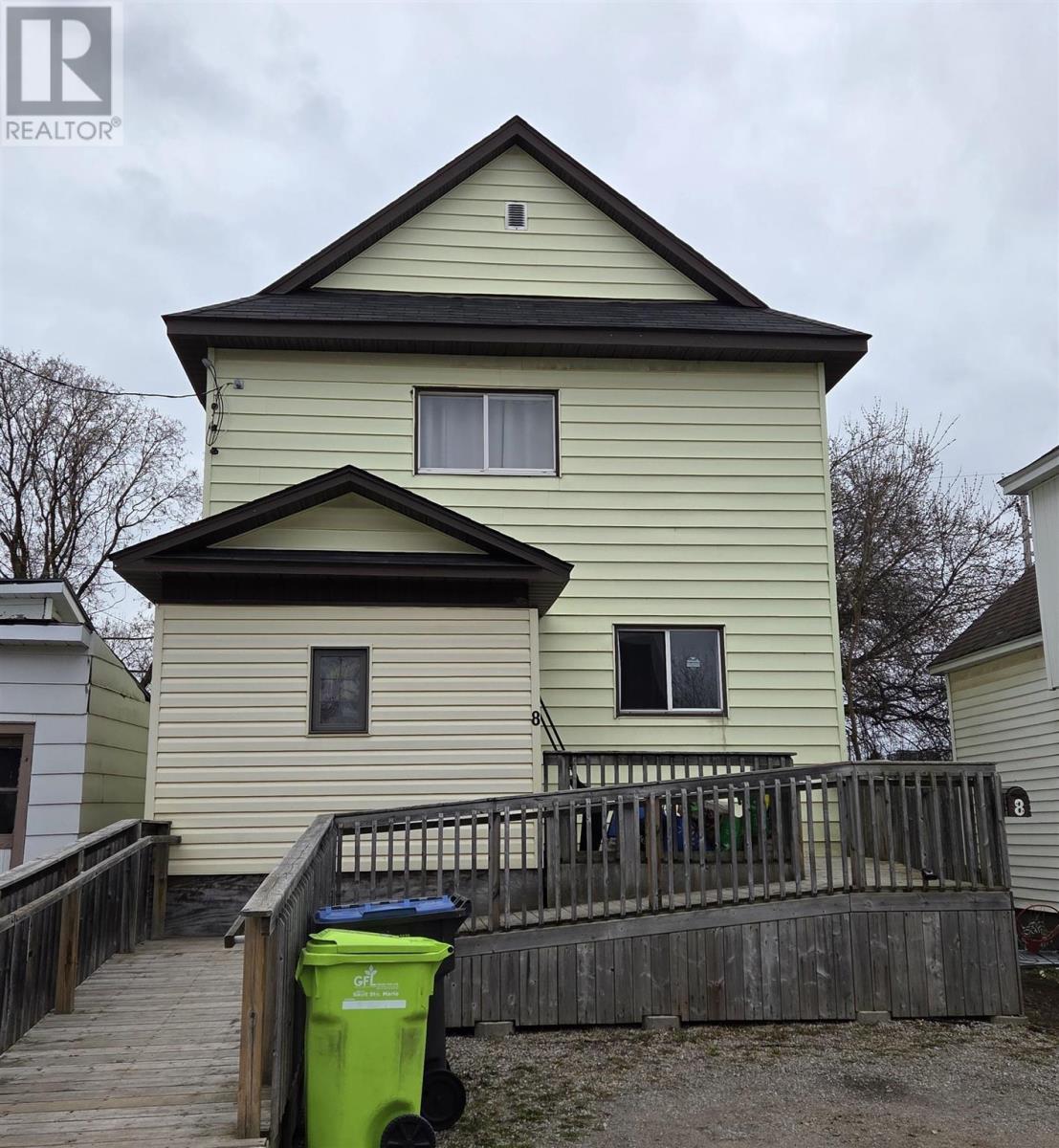 8 Dufferin ST - 1