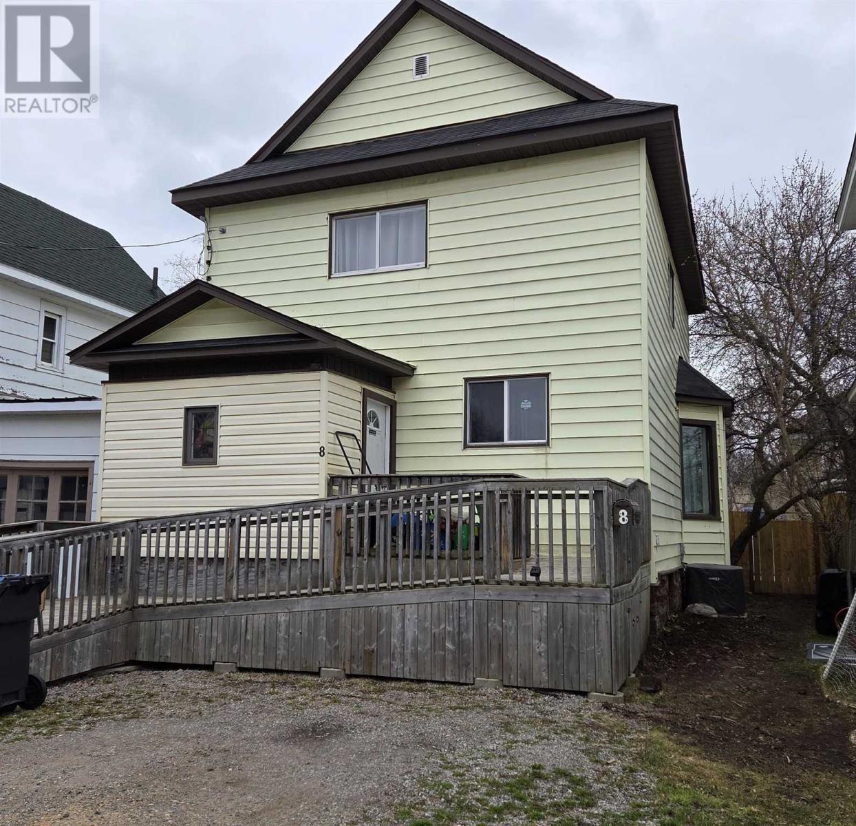 8 Dufferin ST - 2