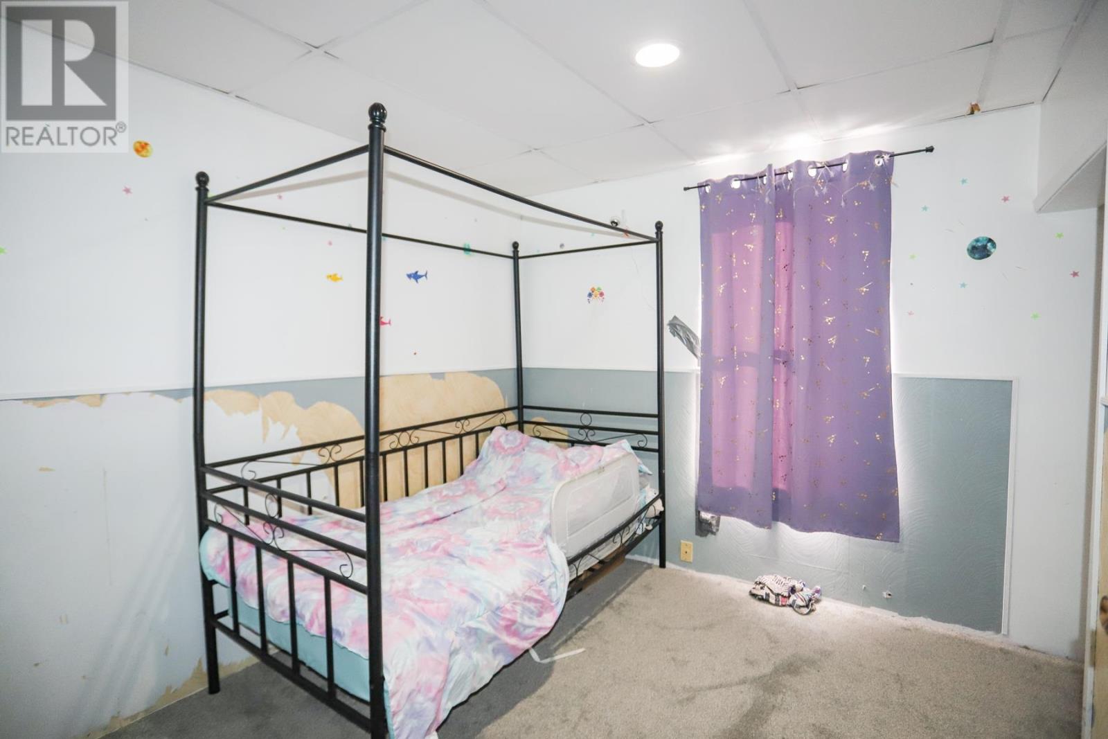 8 Dufferin ST - 20
