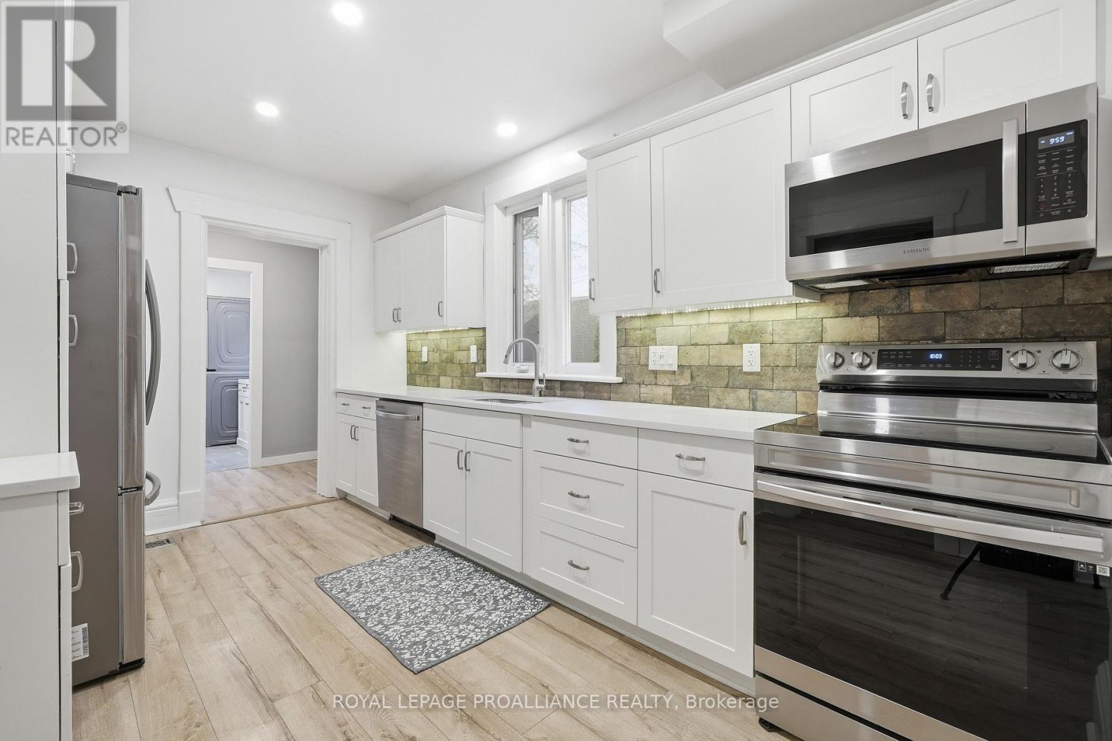 95 CHATHAM STREET - 12