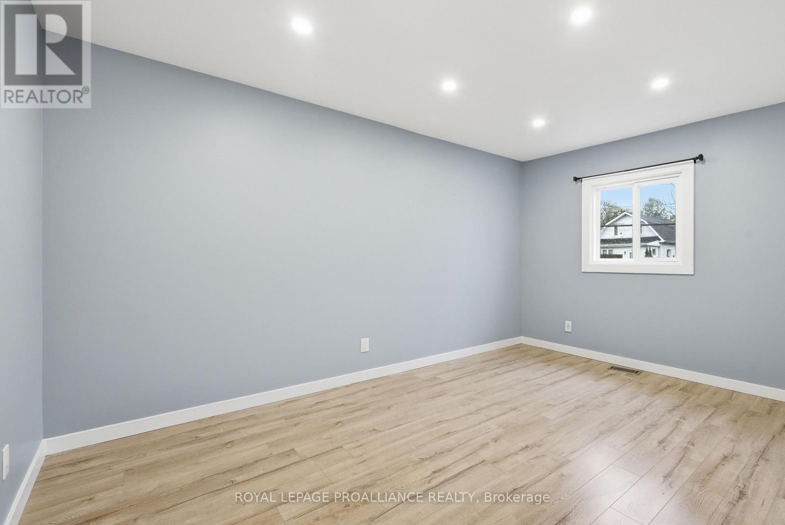 95 CHATHAM STREET - 16