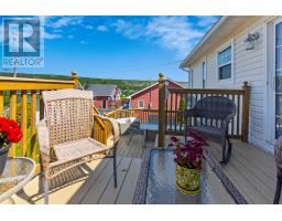 7 Leslie Street thumbnail 14