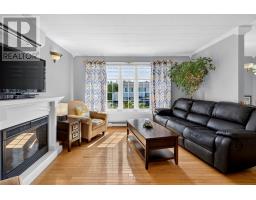7 Leslie Street thumbnail 22