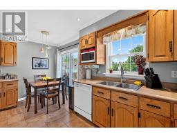 7 Leslie Street thumbnail 29
