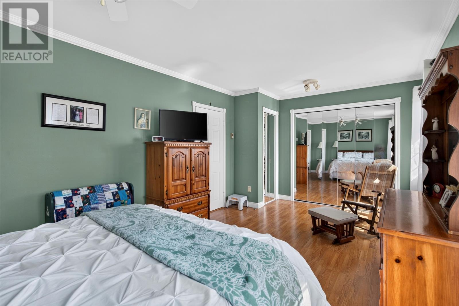 7 Leslie Street - 38