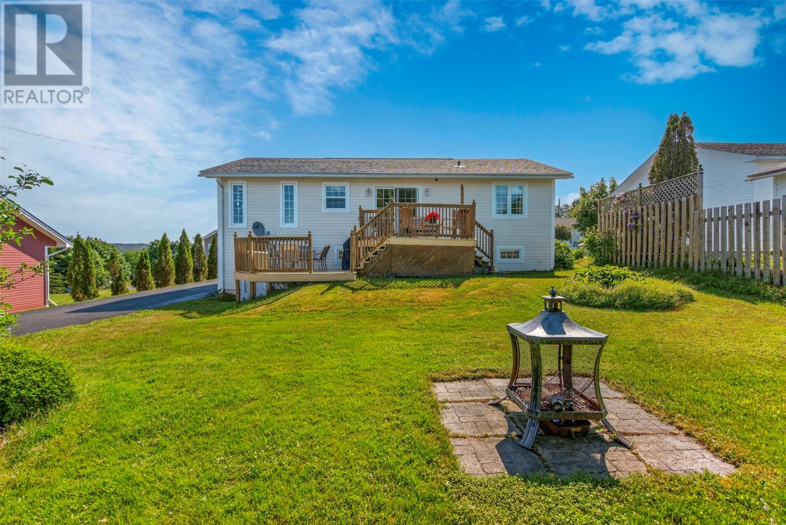 7 Leslie Street - 12