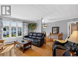 7 Leslie Street thumbnail 27