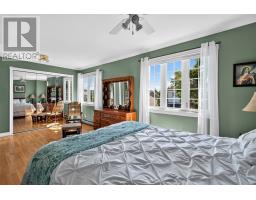 7 Leslie Street thumbnail 37