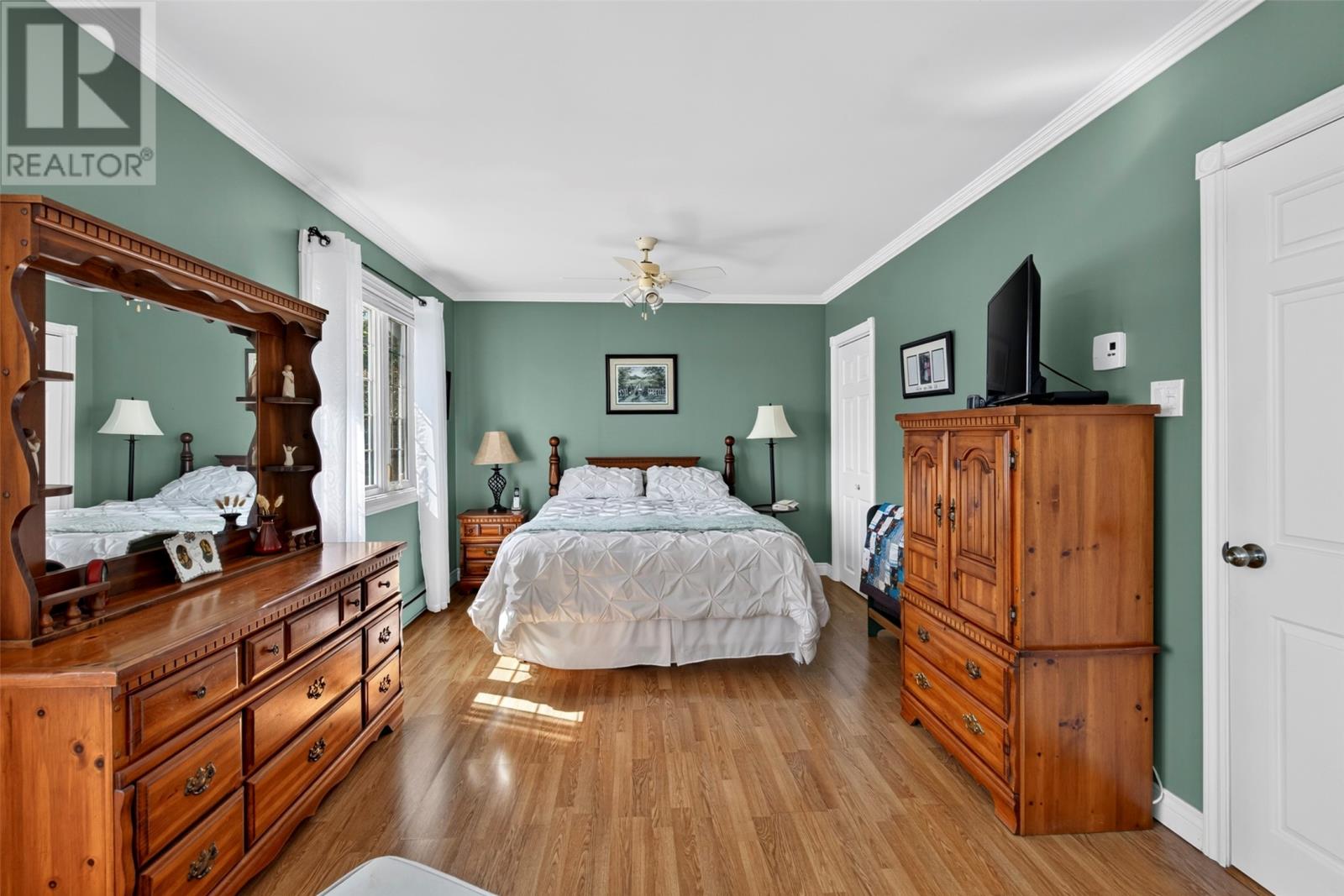 7 Leslie Street - 35