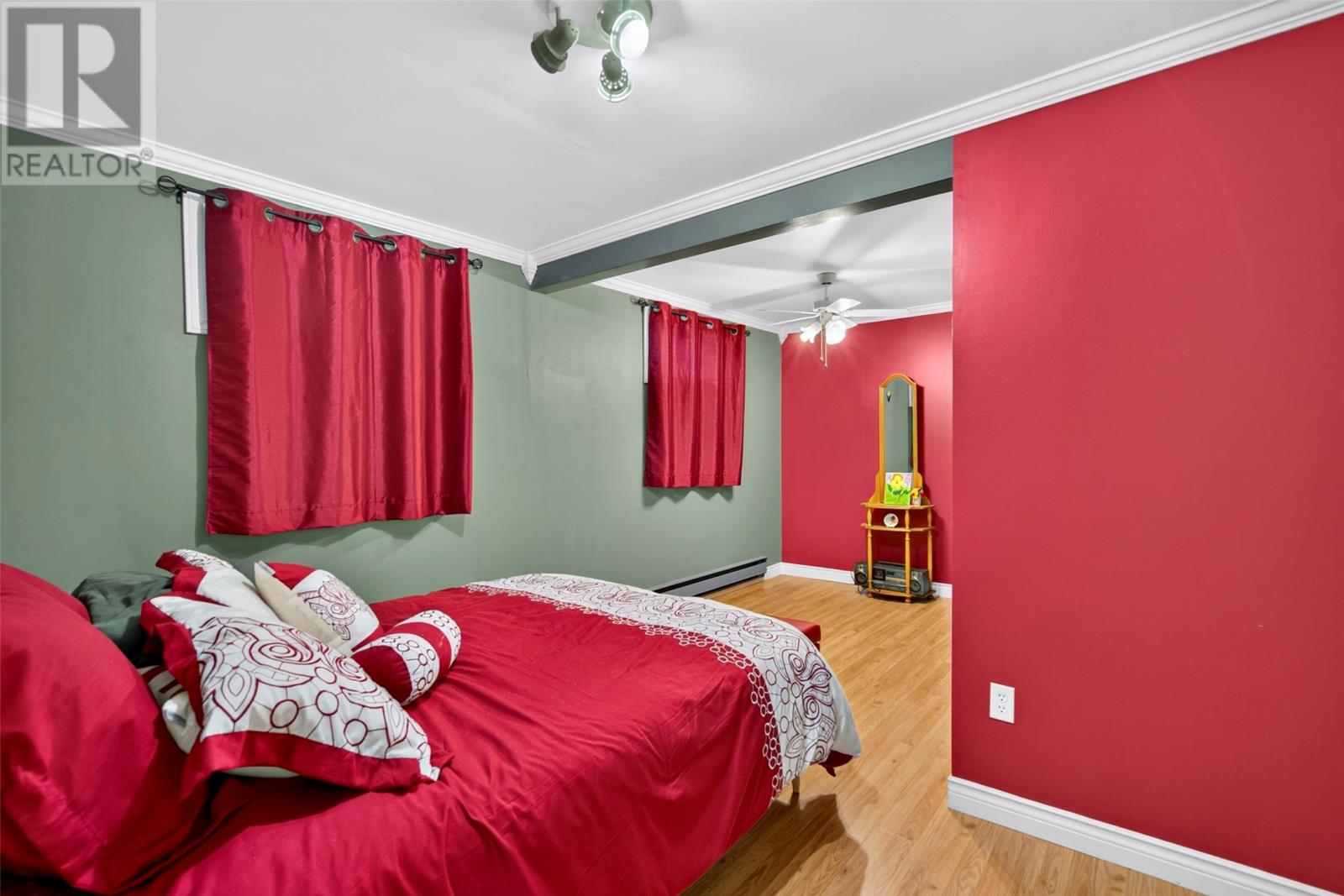 7 Leslie Street - 43