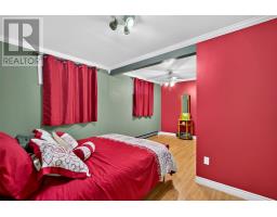 7 Leslie Street thumbnail 43