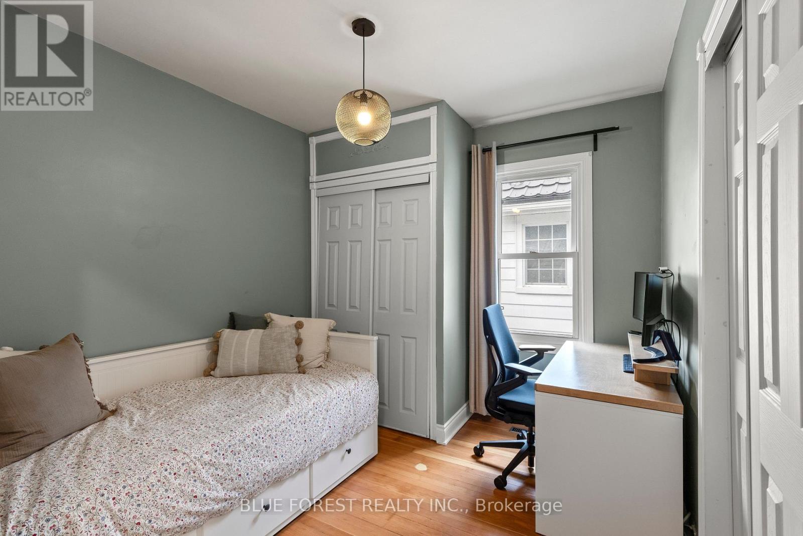 31 EASTMAN AVENUE - 21
