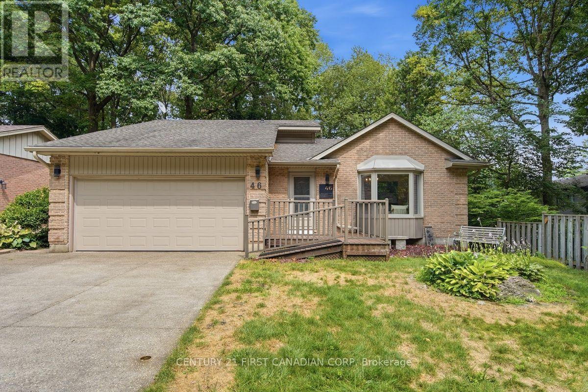 46 SKI VALLEY CRESCENT - 1