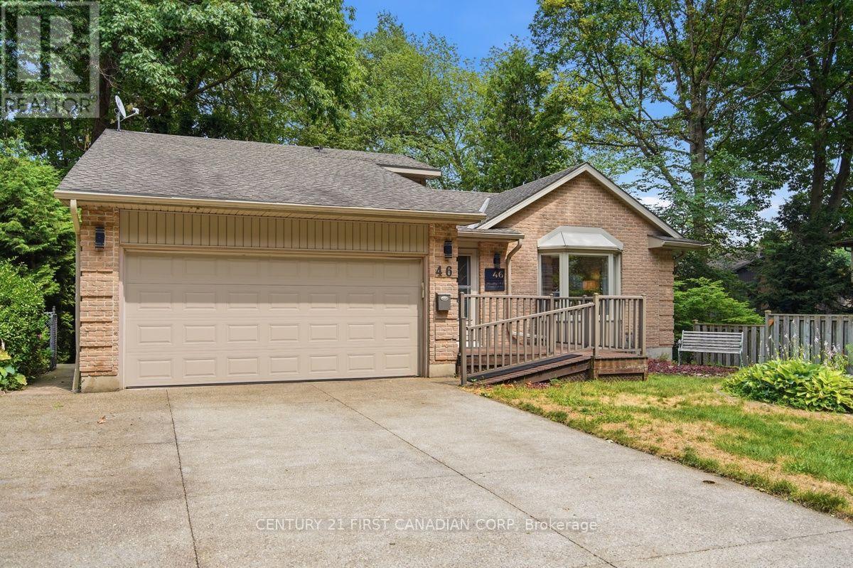 46 SKI VALLEY CRESCENT - 2