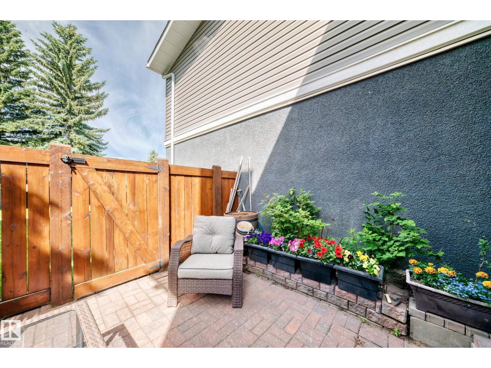 678 LAKEWOOD RD N NW - 32