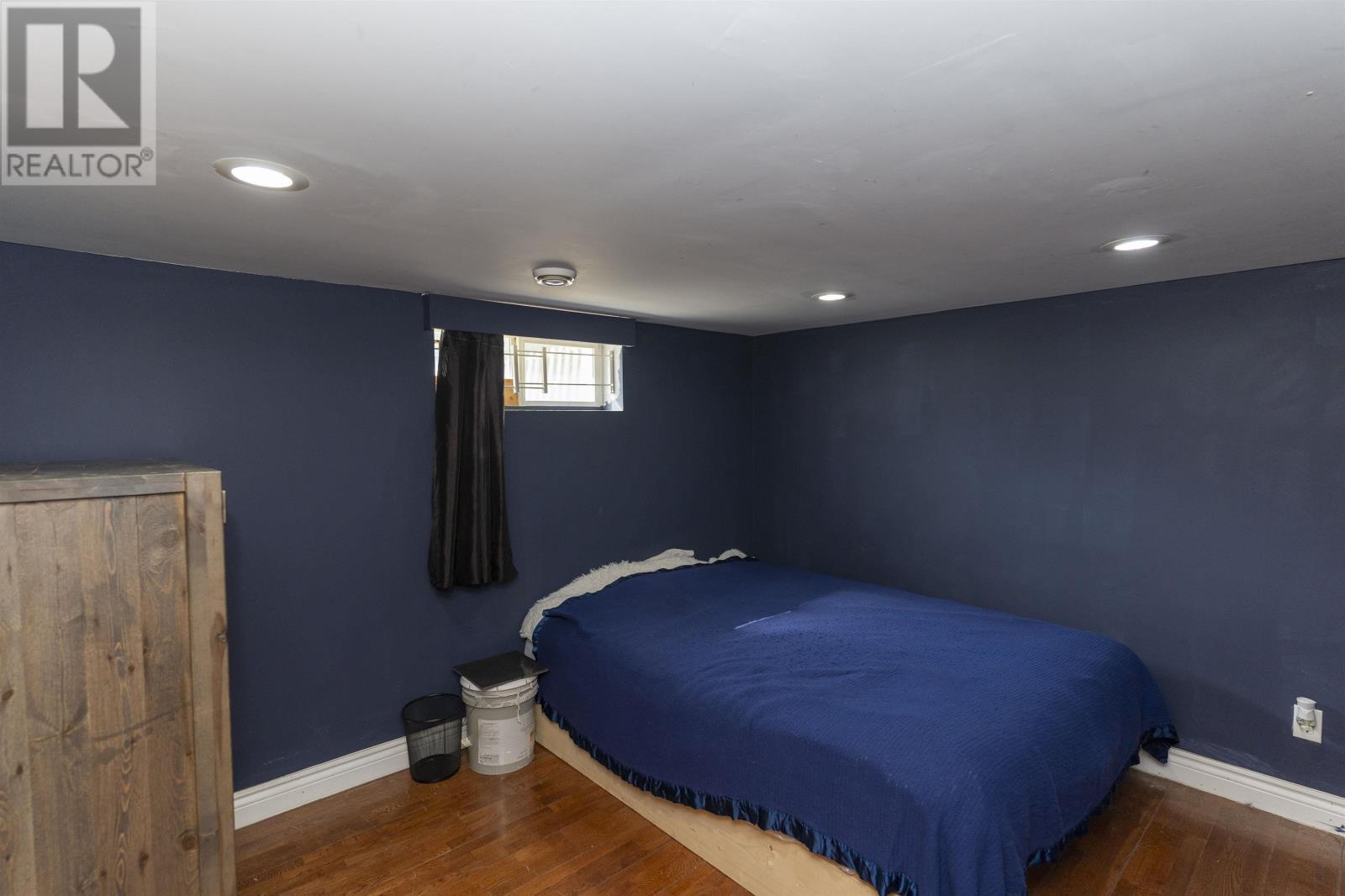 124 Empress AVE S - 22