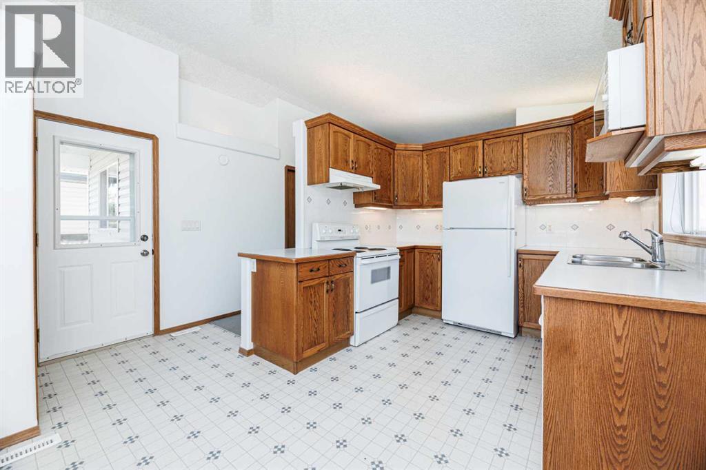 13 Duval Crescent - 5