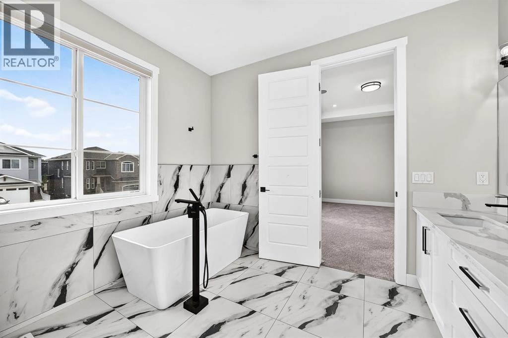 215 Kinniburgh Place - 32