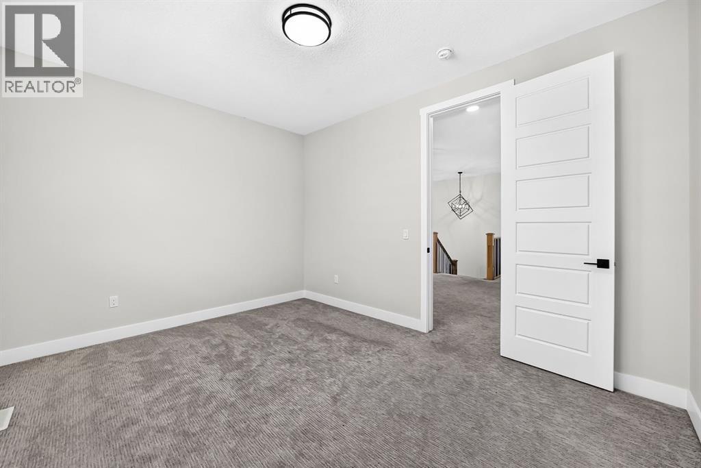 215 Kinniburgh Place - 36