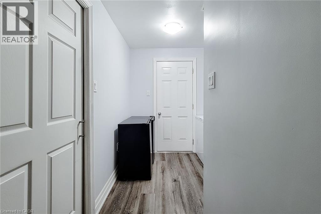 #2 232 STONEHENGE Drive - 35