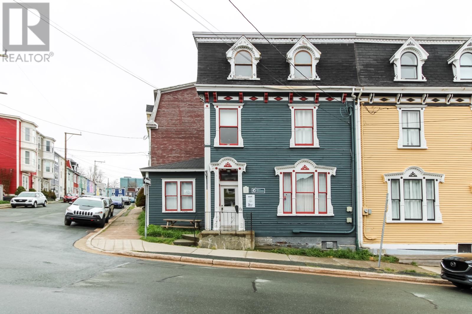 28 COCHRANE Street - 1