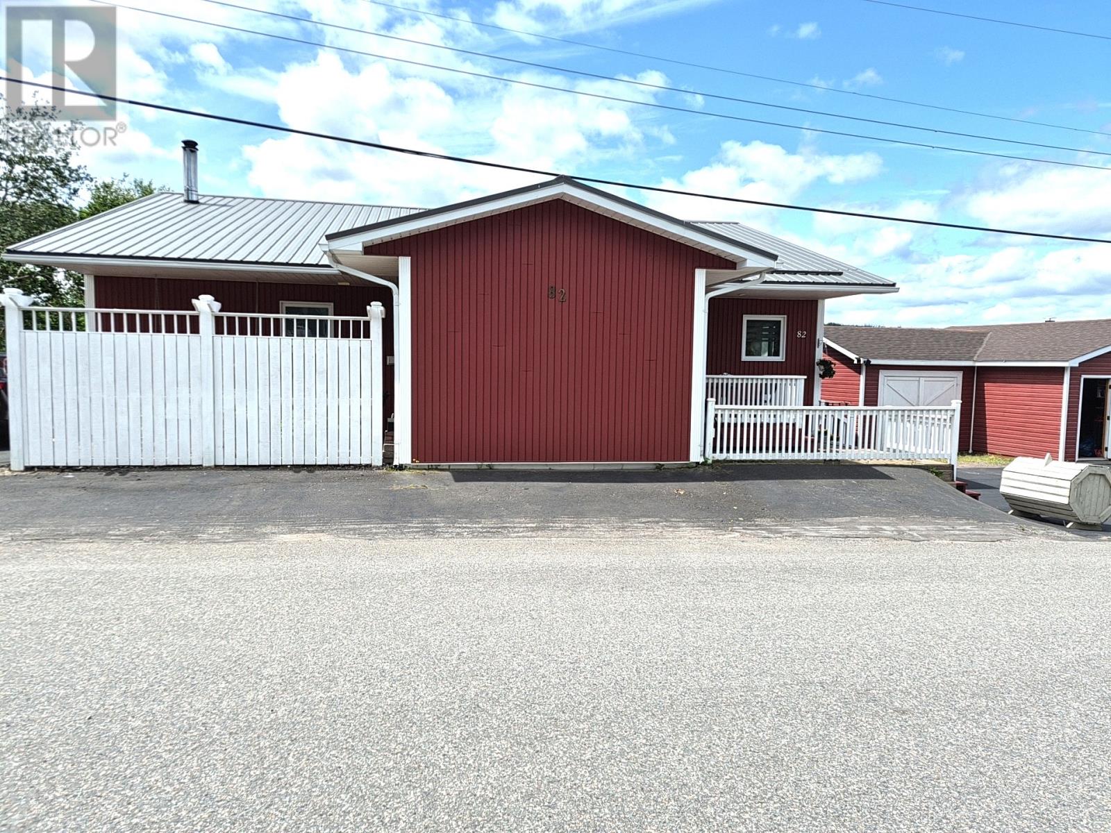 82 Main Street - Image 2