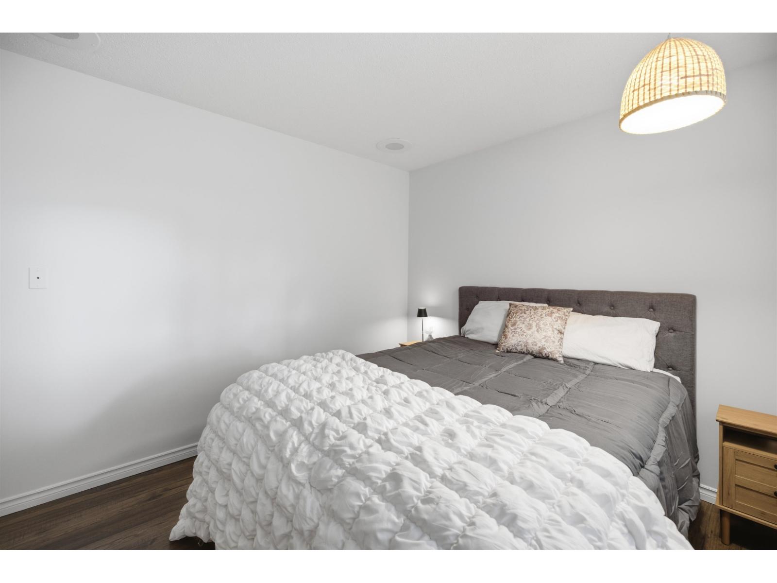 6 Bed, 3 Bath House for Sale in Abbotsford – 1970 POWELL CRESCENT, Abbotsford – MLS# R3147725 - Image 11