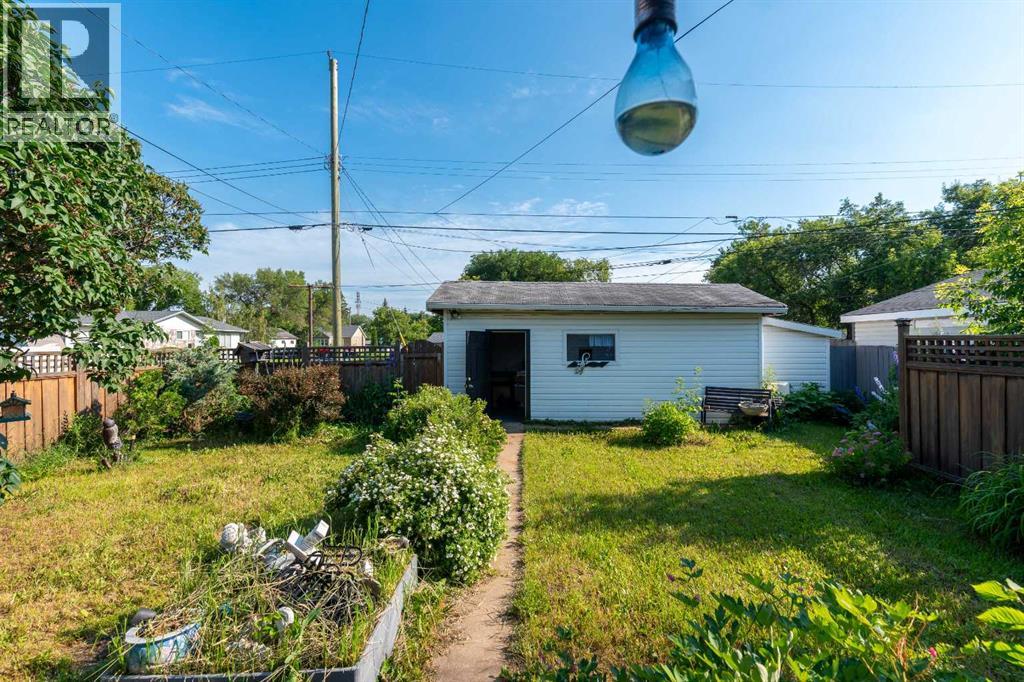 5101 55 Street - 28