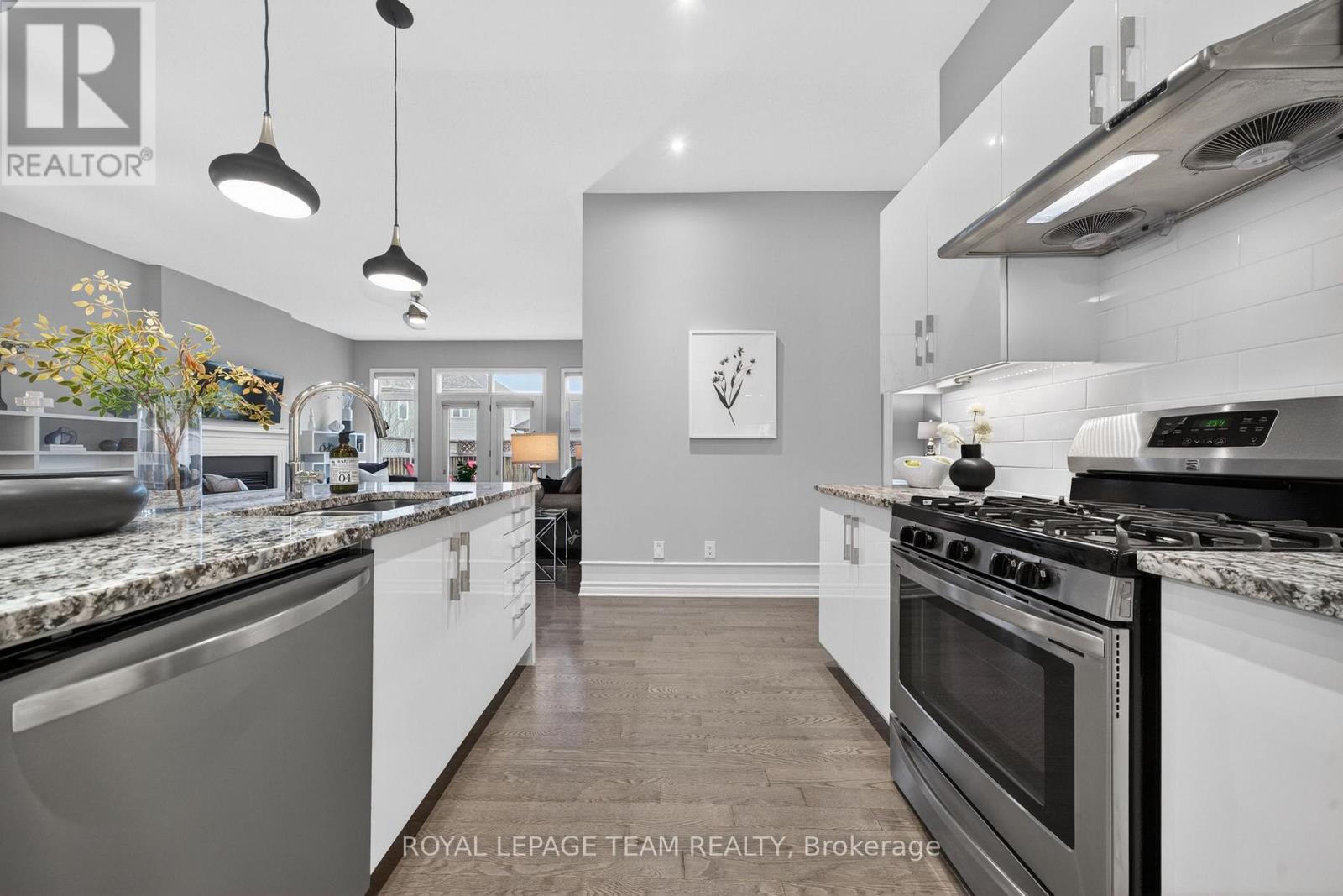 324 LONG ACRES STREET - 23