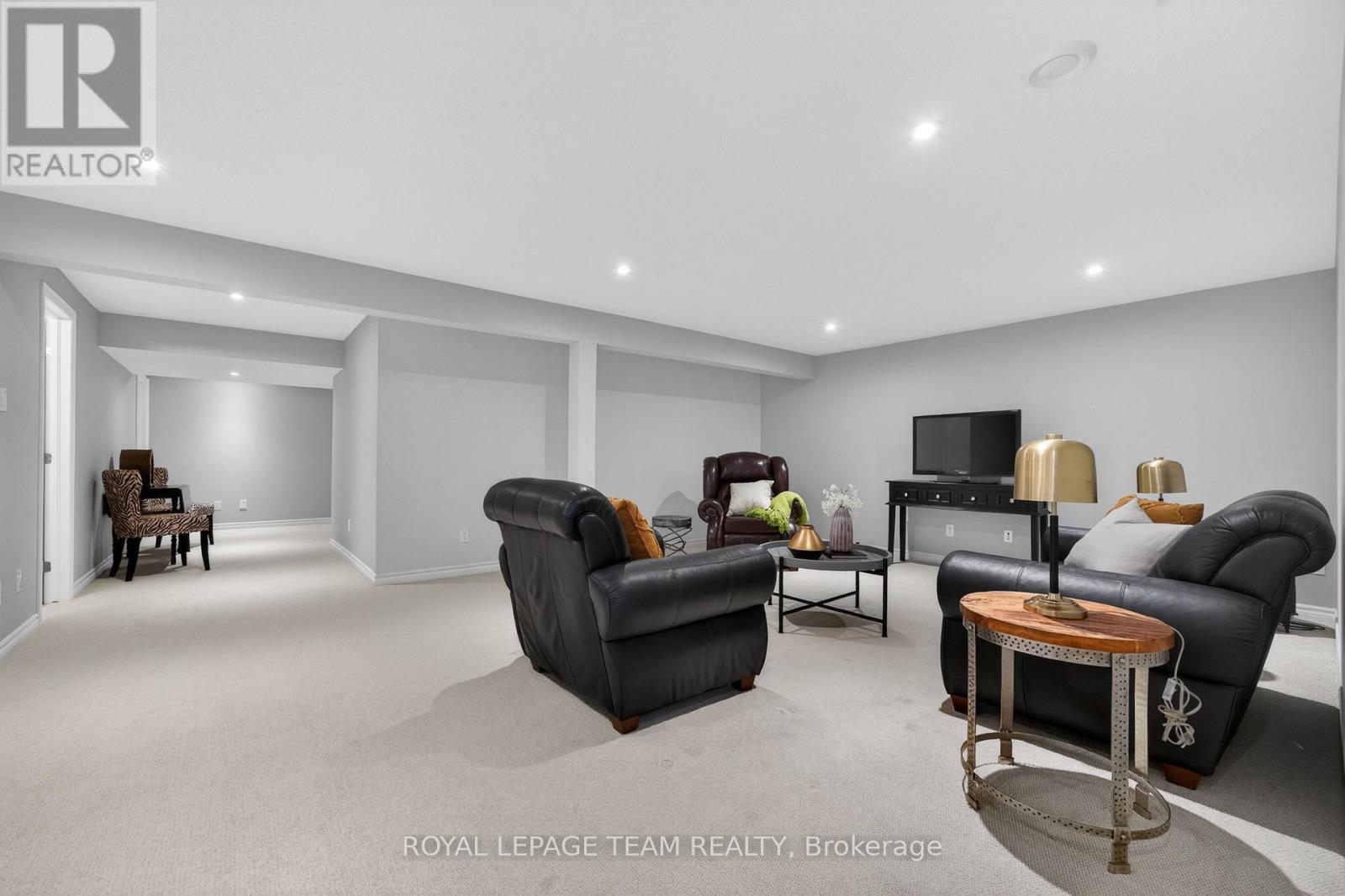324 LONG ACRES STREET - 41